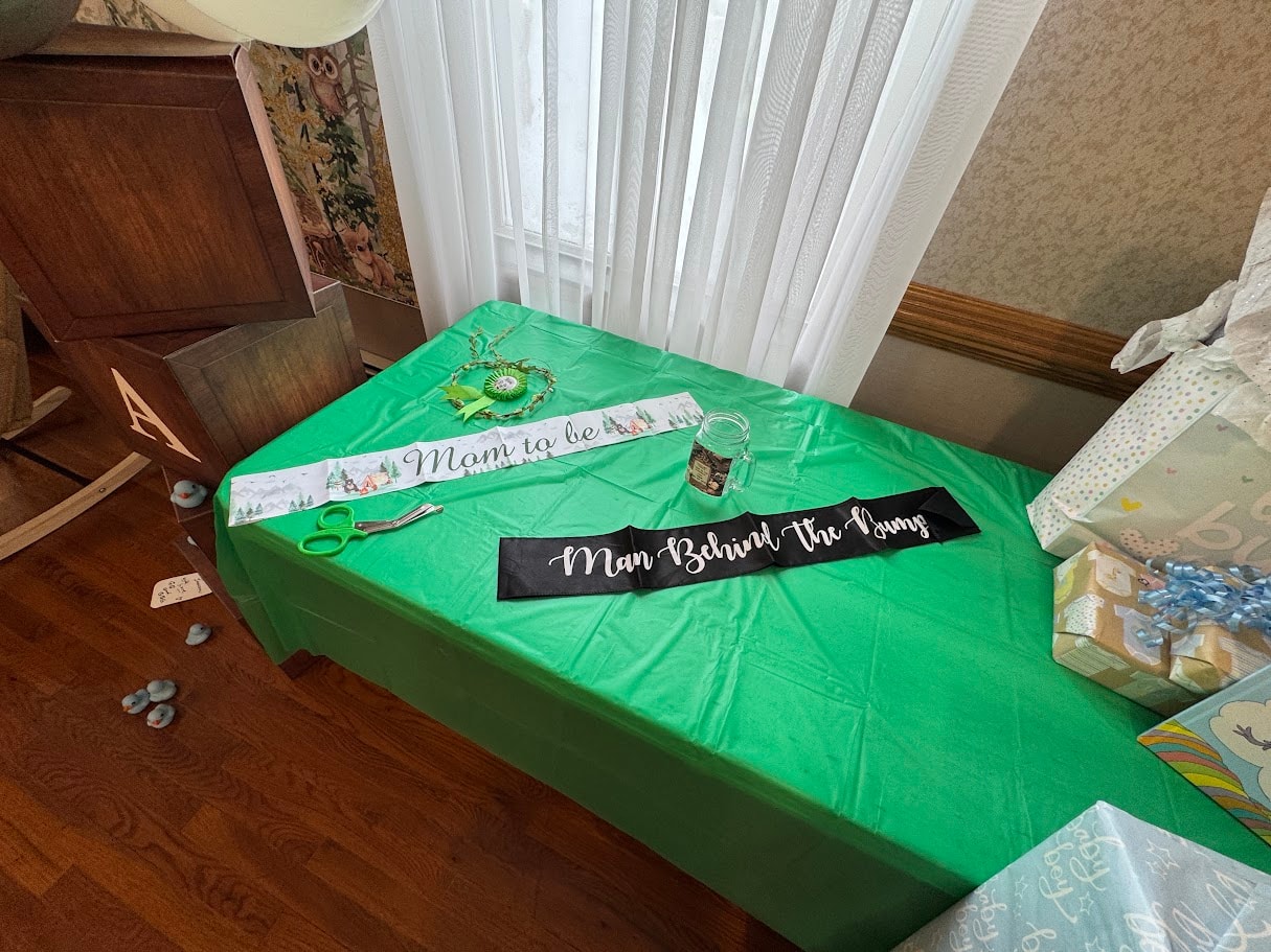 Baby Shower — Mom to Be & Man Behind the Bums Sashes